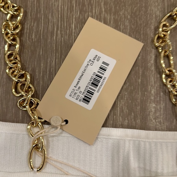 Gorgeous white Chain top 💛 - Picture 3 of 3